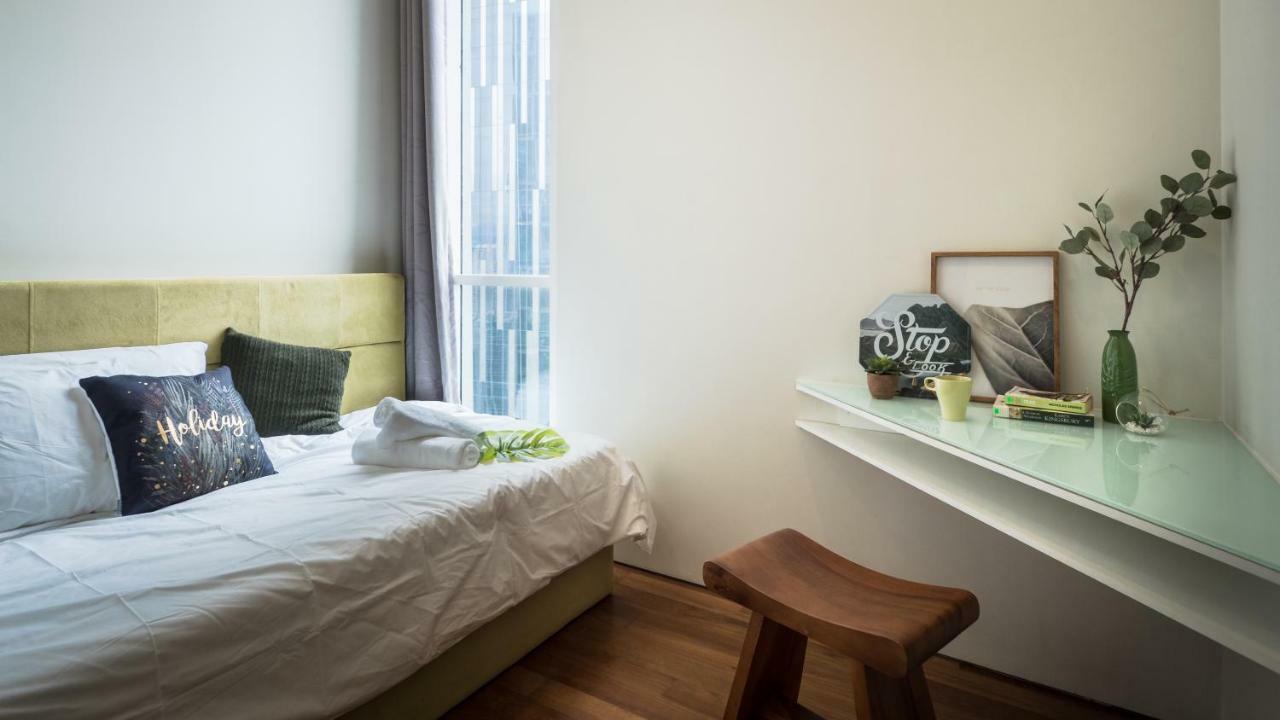 Soho Suites Klcc By Airhost Куала-Лумпур Экстерьер фото
